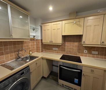 2 bedroom apartment to rent - Photo 3