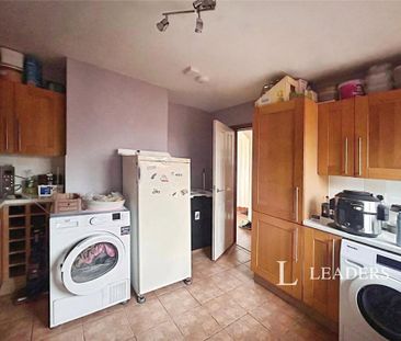 3 bedroom terraced house to rent - Photo 1