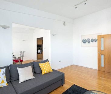 2 bedroom penthouse to rent - Photo 1