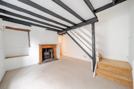 2 bedroom cottage to rent - Photo 2