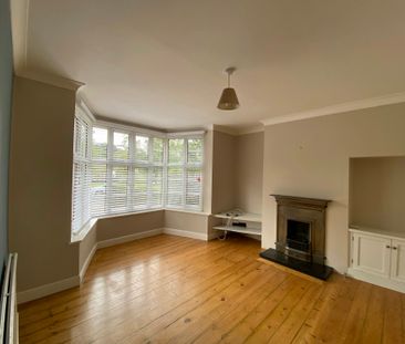 Lemsford Lane, Welwyn Garden City, Hertfordshire, AL8 6YJ - Photo 1