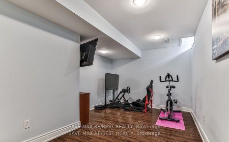 For Lease - 5141 Oakley Drive, Burlington, Ontario - Photo 2