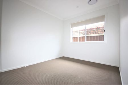 Modern & Convenient Living - Photo 2