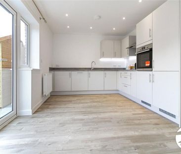 3 bedroom terraced house to rent - Photo 5