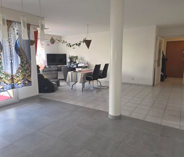 Location Appartement 3 pièces 87m² - Photo 2