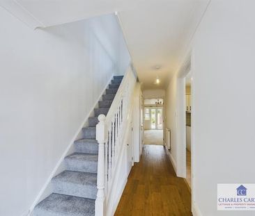 3 bedroom semi-detached house to rent - Photo 5