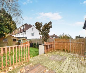 3 bedroom semi-detached house to rent - Photo 3