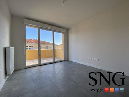 T2 AVEC BALCON ET PARKING - Photo 2