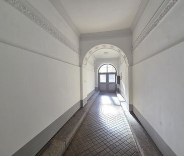 3 Zimmer-Dachgeschoßwohnung mit Terrasse - Foto 4