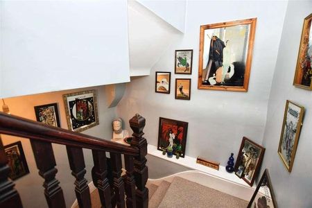 Ballards Lane, Finchley, N3 - Photo 3