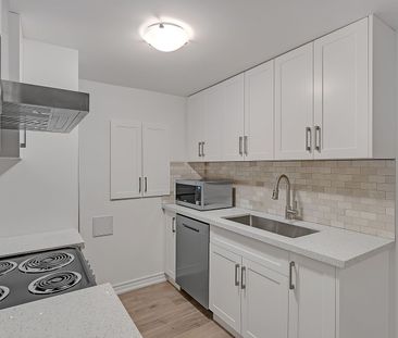 For Lease - 3788 Forest Bluff Crescent Unit# Lower, Mississauga, On... - Photo 2