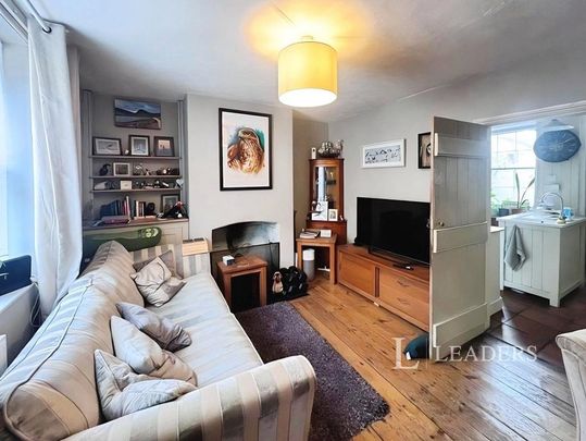 2 bedroom cottage to rent - Photo 1