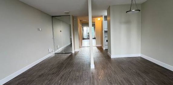 BRIGHT STUDIO UNIT -CHARMING UNIT *MINUTES FROM METROTOWN - Photo 2