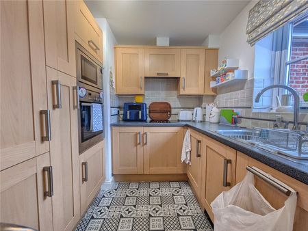 1 bed apartment to rent in Guisborough Road, Nunthorpe, TS7 - Photo 4