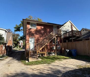 For Lease - 17 Carfrae Crescent Unit# Upper Apartment, London South... - Photo 3