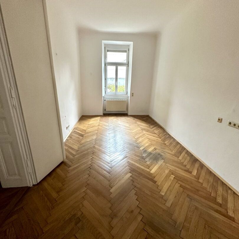Ideal geschnittene 3- Zimmer-Altbauwohnung mit Balkon nahe des Jakominiplatzes und des Augartens in Grazer Bezirk Jakomini – Provisionsfrei! - Foto 1
