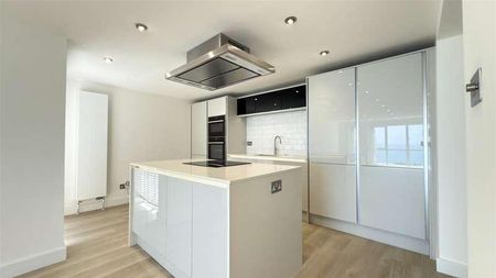 Cliff Drive, Canford Cliffs, BH13 - Photo 5