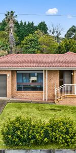 Modern Three-Bedroom Home in a Convenient Berkeley Location - Photo 4