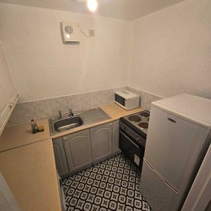 Woodsley Road, Leeds, LS3 1DU - Photo 2