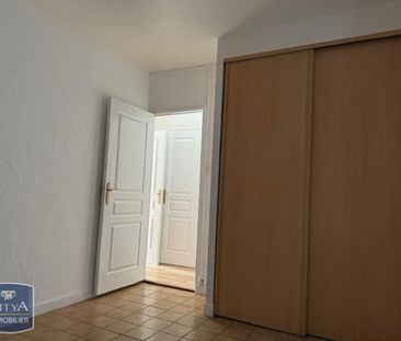 Location Appartement 3 pièces 55m² CARCASSONNE 11000 - Photo 3