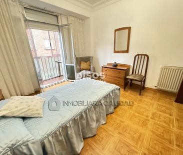 Piso en alquiler en Centro - Photo 5