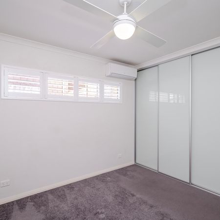 Three Bedroom Home with a Study - Photo 4