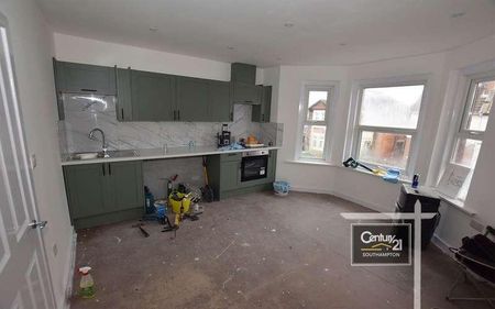 |ref: |, Malmsbury Place, Southampton, SO15 - Photo 2