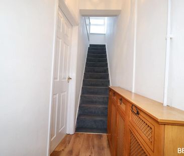 2 bedroom semi-detached house to rent - Photo 3