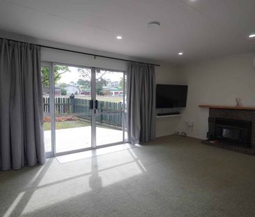 Fresh in Feilding! - Photo 1