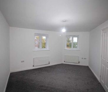 Olanyian Drive, M8 - Photo 1