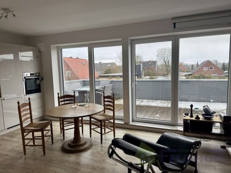 Aufgepasst! Stilvolle 2-Zimmer-Oberwohnung mit Dachterrasse in Leer-Loga - Photo 3