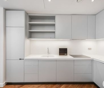 Prospect Way London SW11 - Photo 1