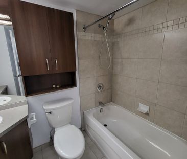 SUPERBE 3 1/2 - STE-FOY - TOUT INCLUS - Photo 3