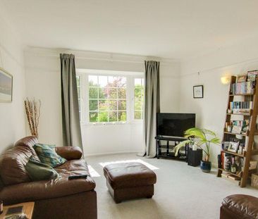 3 bedroom flat to rent - Photo 6