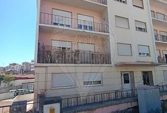 Apartamento T4 em Coimbra