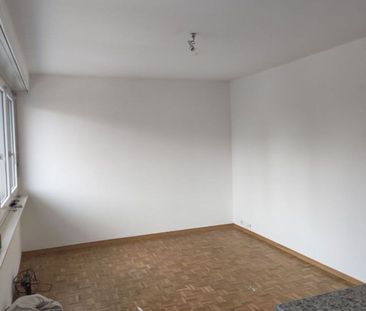 For rent – Charming 2-room apartment – 42 m² – Renens (VD) - Foto 3