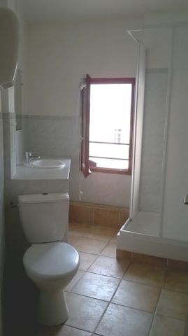 Location Appartement 3 pièces 64m² ANIANE 34150 - Photo 4