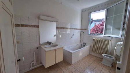 Location appartement 2 pièces - 54.29m² à Bellerive sur allier (03700) - Photo 2