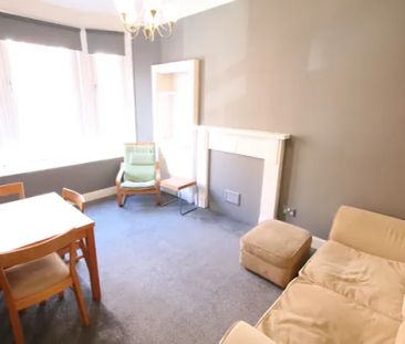 Apsley Street, Thornwood - Photo 1