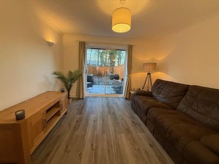 2 bedroom terraced house to rent - Photo 2