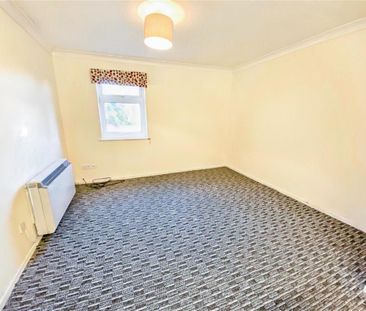 Staithe Road, Wisbech - Photo 2