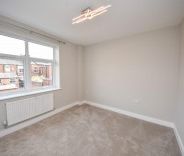 3 bed House - Terraced for Rent - Photo 6