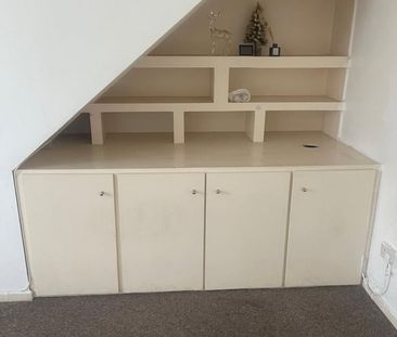 2 Bed Terraced House, Elmore Court, NG7 - Photo 1