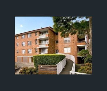 Beautiful Two-Bedroom Apartment in a Quiet Location - Photo 5