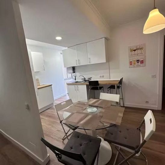 Calle de Puentelarra, Madrid, Community of Madrid 28031 - Foto 1