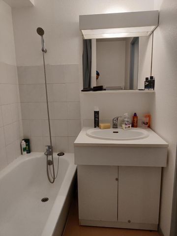 Location Appartement 1 pièce 26m² POITIERS 86000 - Photo 5