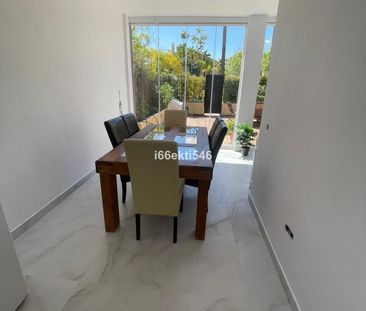 Townhouse in Puerto Banús - Photo 3