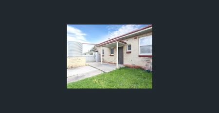 3-Bedroom Semi-Detached Home with Carport - Photo 2