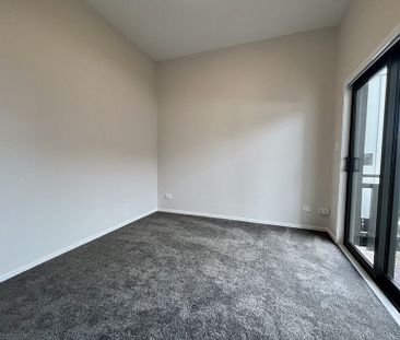 Modern 2BR Apt in Mt Wellington - Photo 3