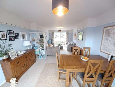 Greenacres, Bath, Somerset, BA1 - Photo 4